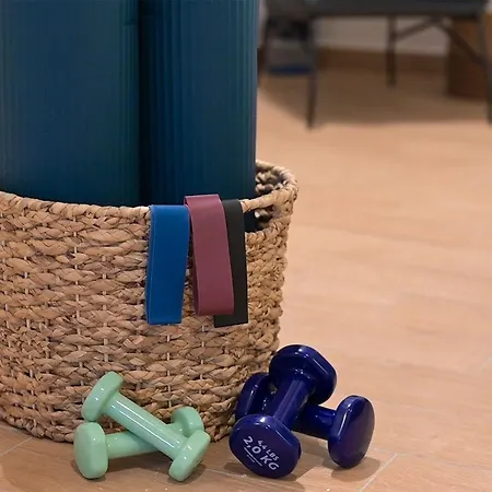 Syra Di Giovanni * 埃尔莫波利斯