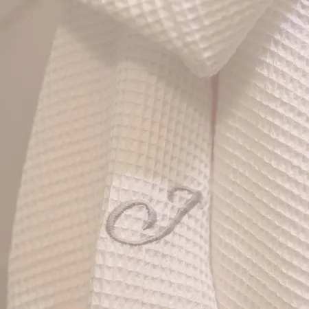 Syra Di Giovanni * 埃尔莫波利斯