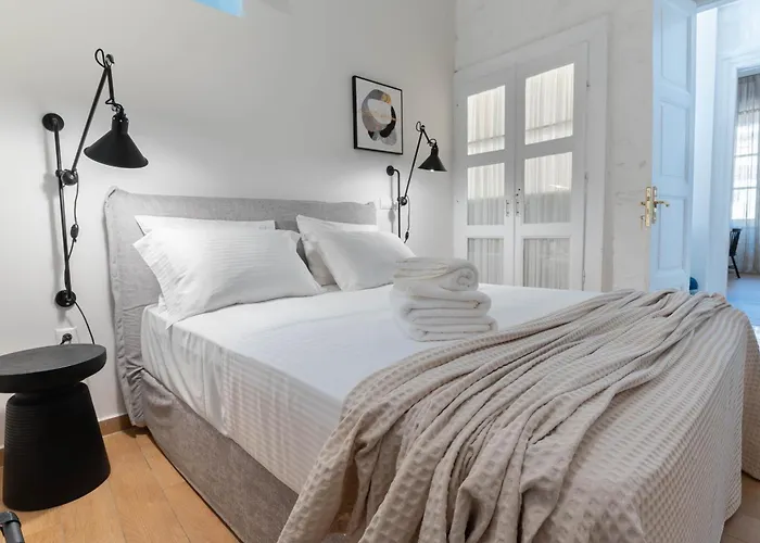 Syra Di Giovanni Daire Ermoupoli