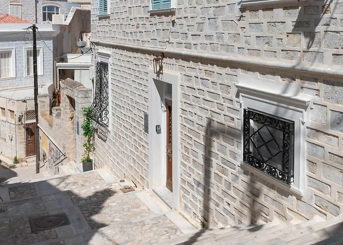 Daire Syra Di Giovanni Ermoupoli