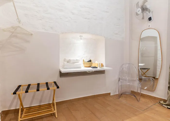 Syra Di Giovanni * Ermoupoli