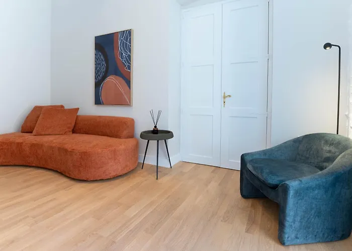 Syra Di Giovanni Daire *