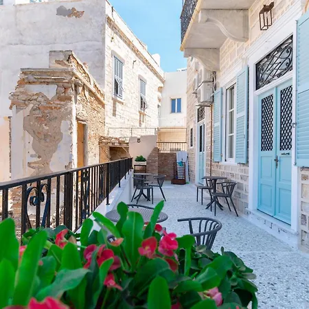 Syra Di Giovanni Hermópolis