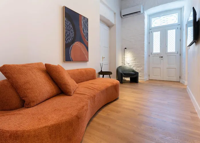 Syra Di Giovanni * 에르무폴리